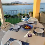 In Bados By The Sea, Apartamento Olbia